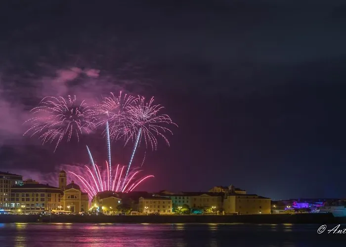 Centre * Ajaccio (Corsica)